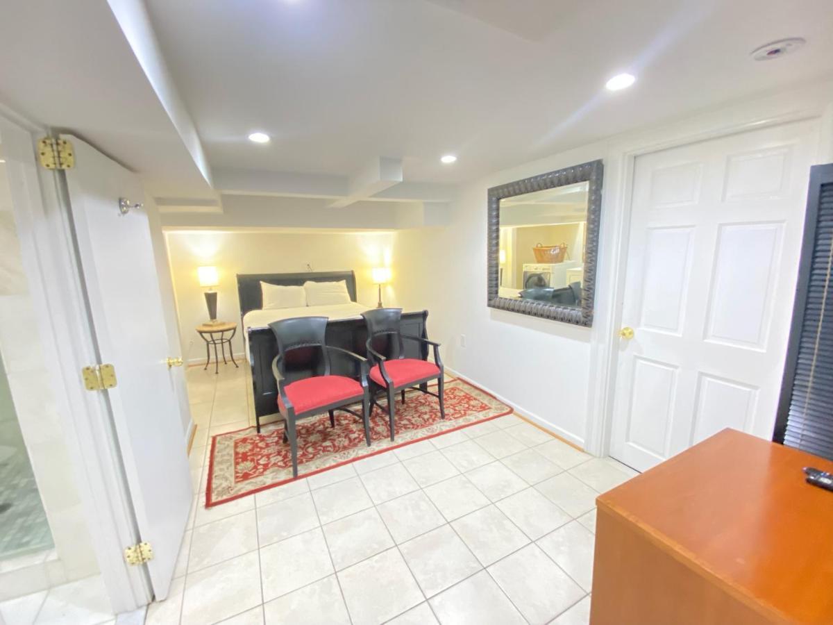 Comfy Basement Home 2 Bdrm1Den 3Queen Beds Ουάσινγκτον Εξωτερικό φωτογραφία