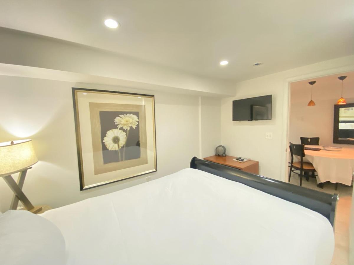 Comfy Basement Home 2 Bdrm1Den 3Queen Beds Ουάσινγκτον Εξωτερικό φωτογραφία